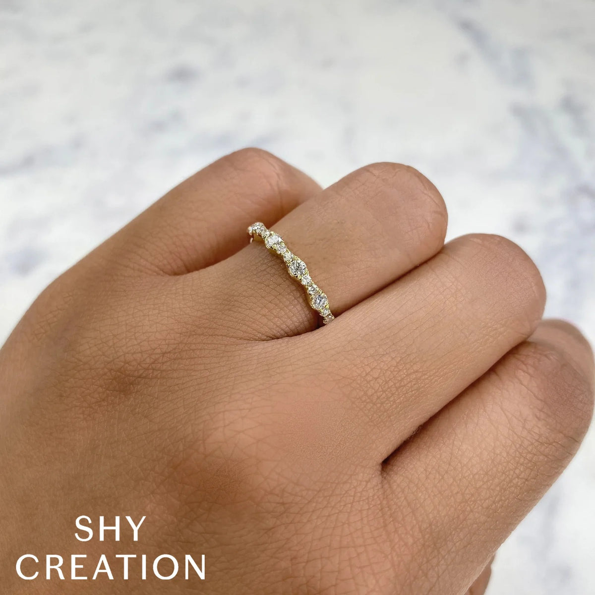 Kate 0.77CT Diamond Wave Band