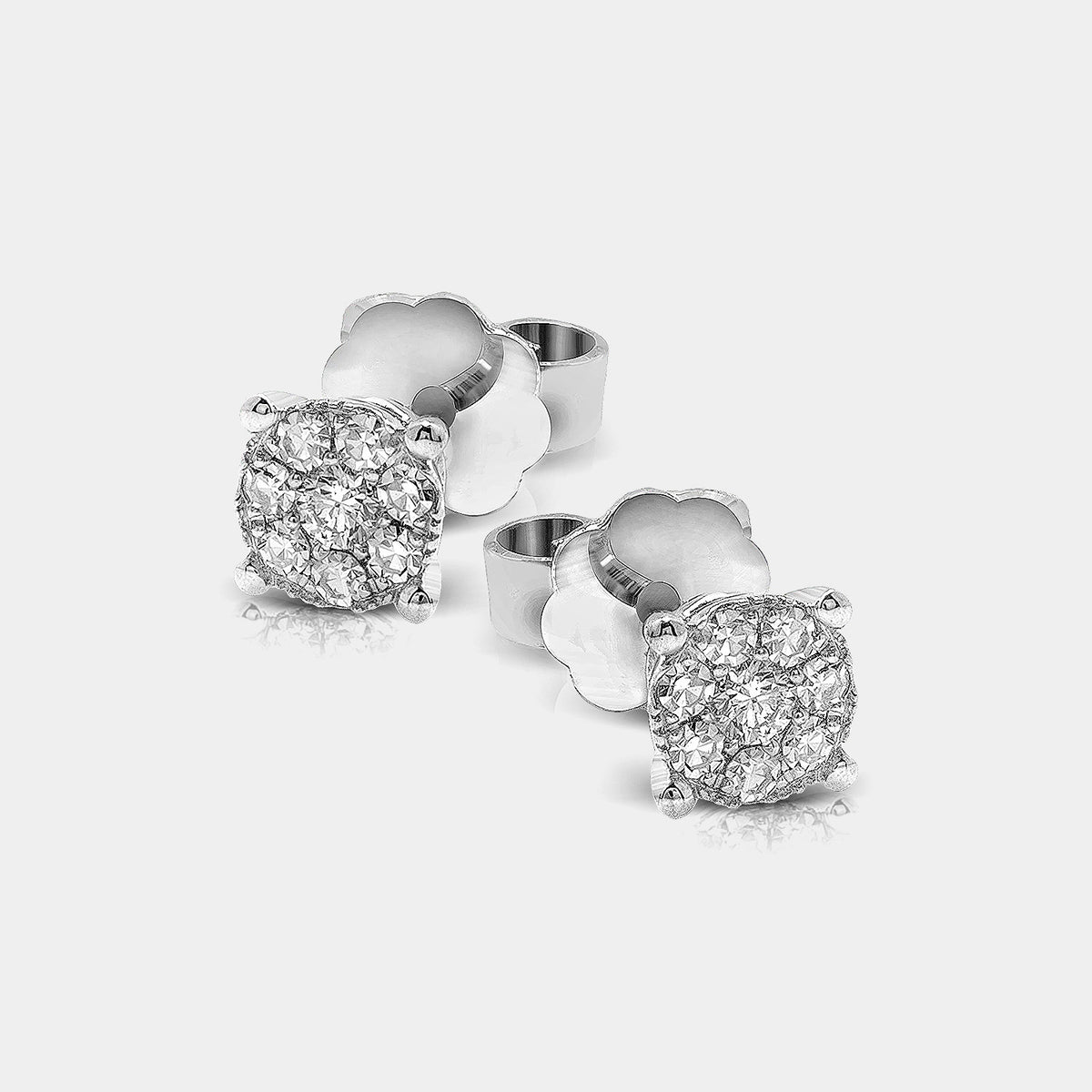 0.25CT Diamond Stud Earrings