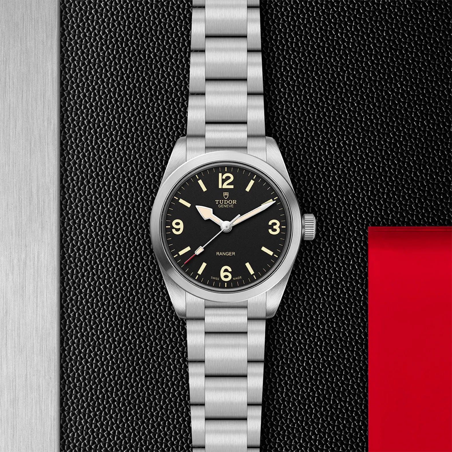 Ranger 36mm - Black Dial on 3-Link Bracelet