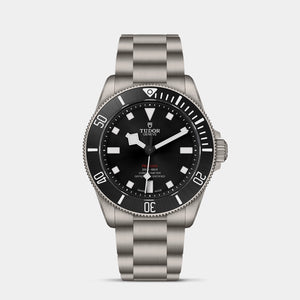 Pelagos 39mm - Black Dial on 3-Link Bracelet