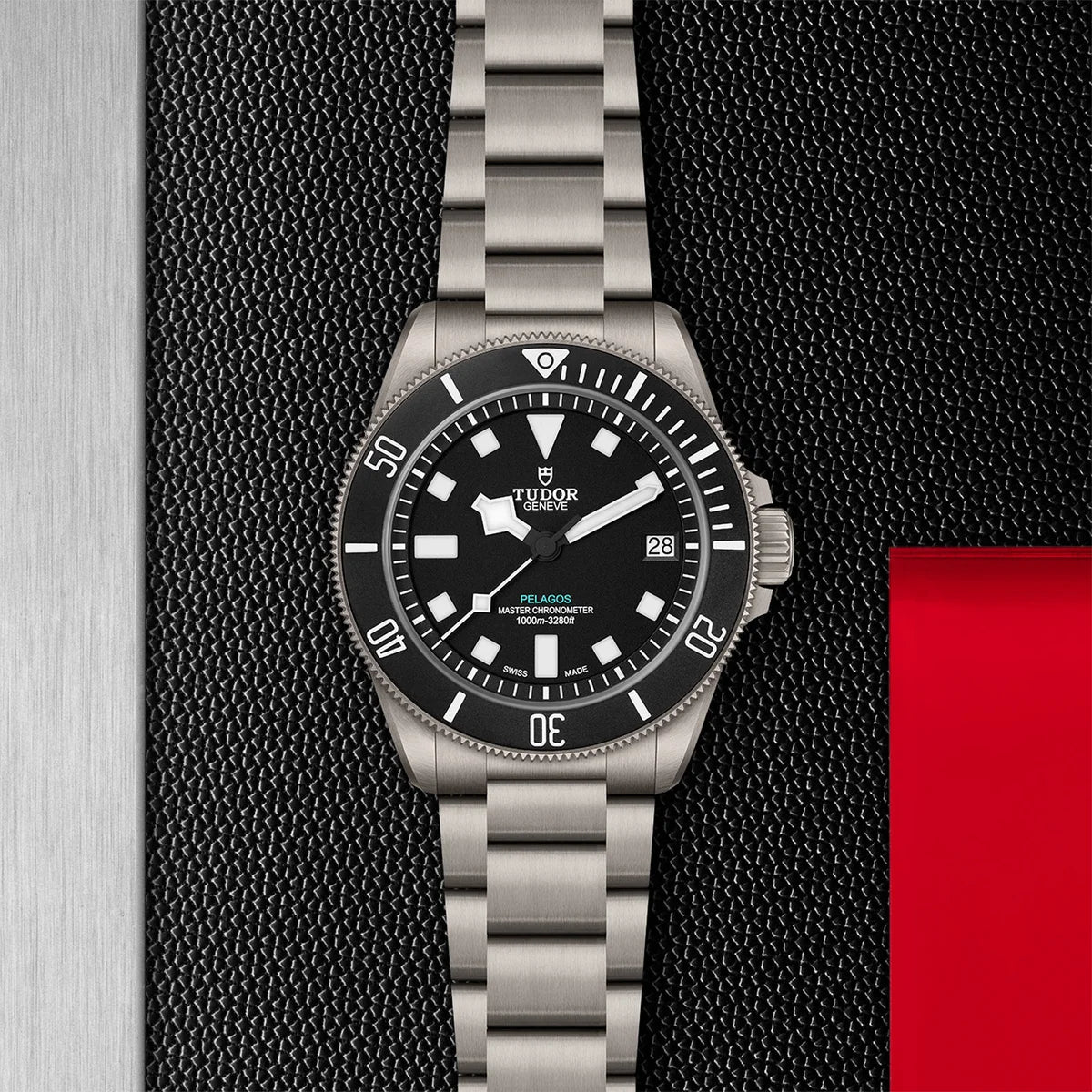 Pelagos Ultra 43mm - Black Dial on Bracelet