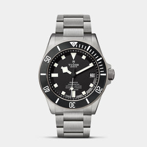 Pelagos 42mm - Black Dial on 3-Link Bracelet