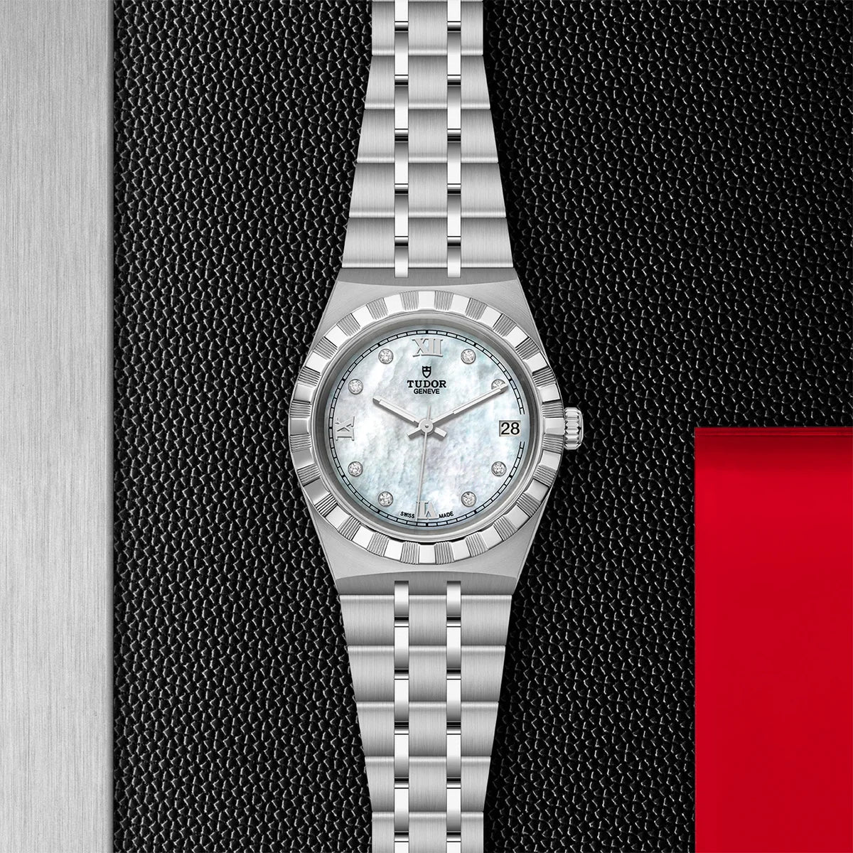 TUDOR Royal 34mm - Mother of Pearl Diamond Dial