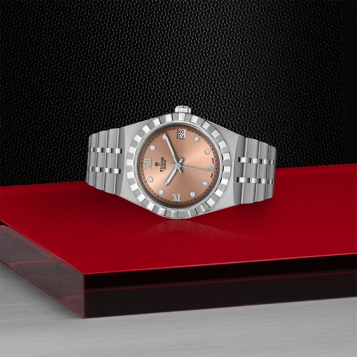 TUDOR Royal 34mm - Salmon Diamond Dial