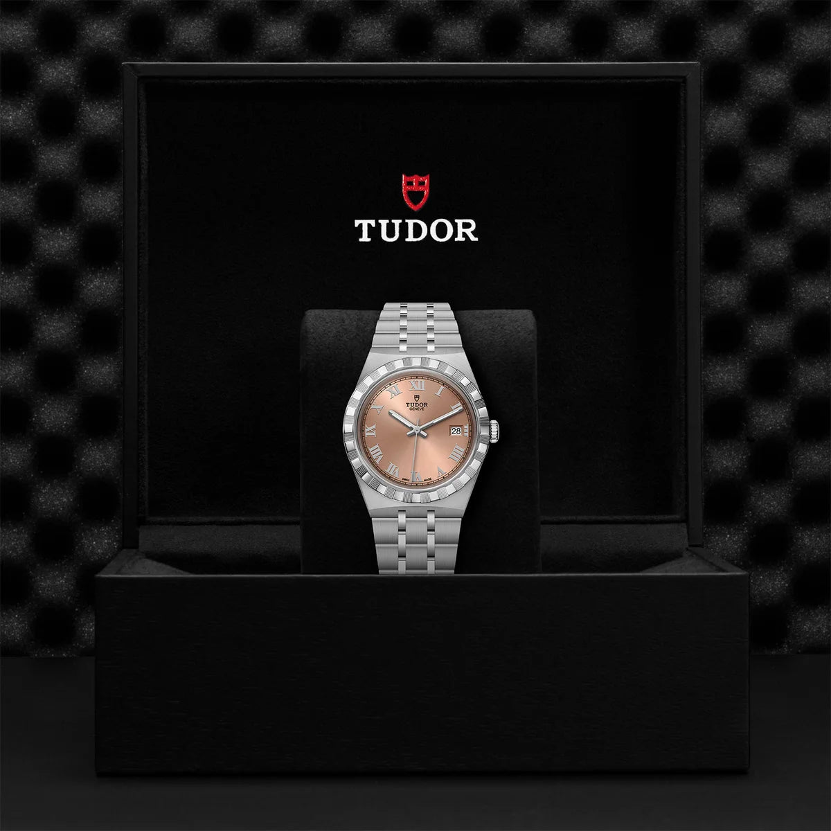TUDOR Royal 38mm - Salmon Dial