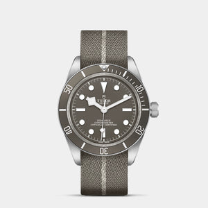 Black Bay 58 925 39mm - Grey Dial on Fabric Strap