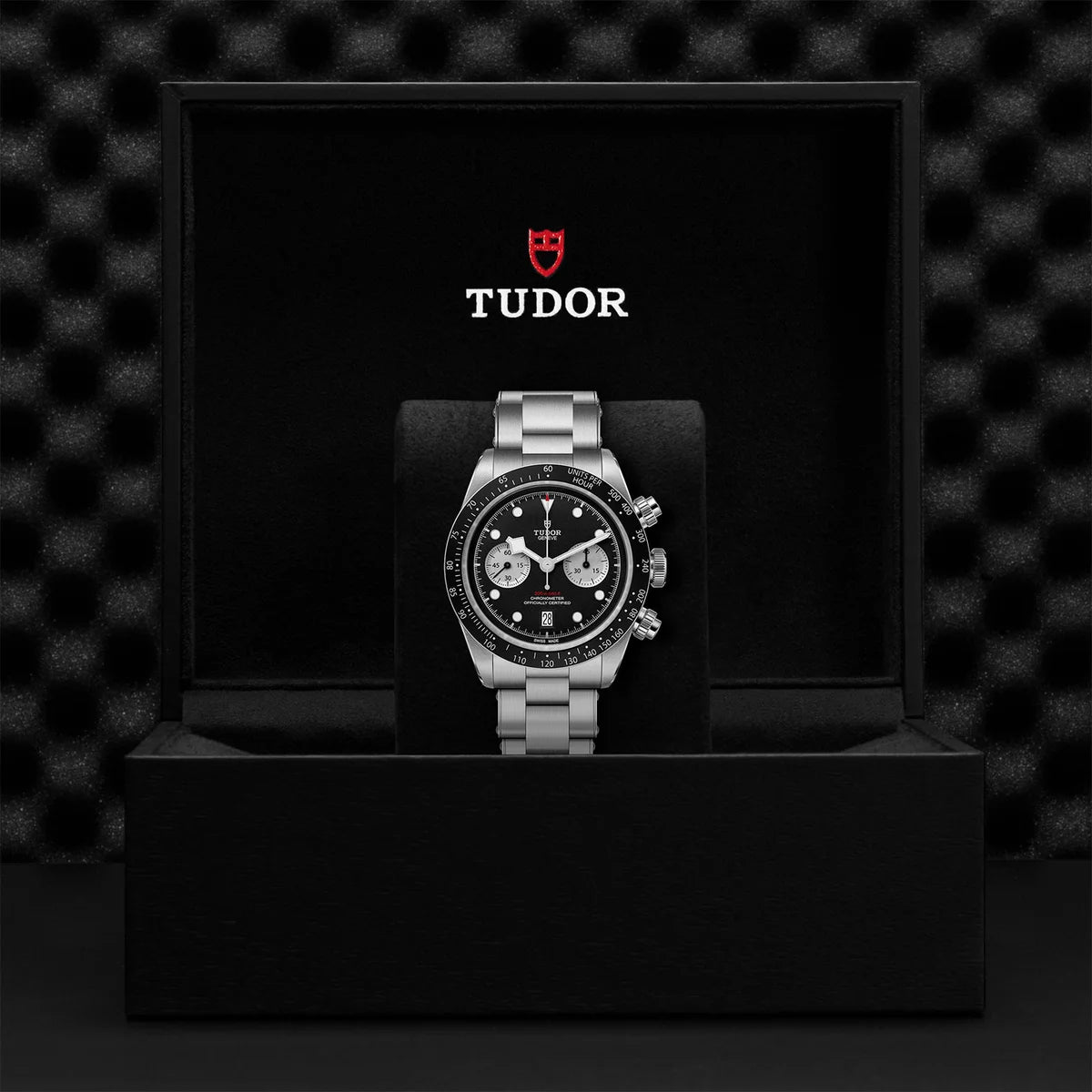 Black Bay Chrono 41mm - Black Dial on 3-Link Bracelet