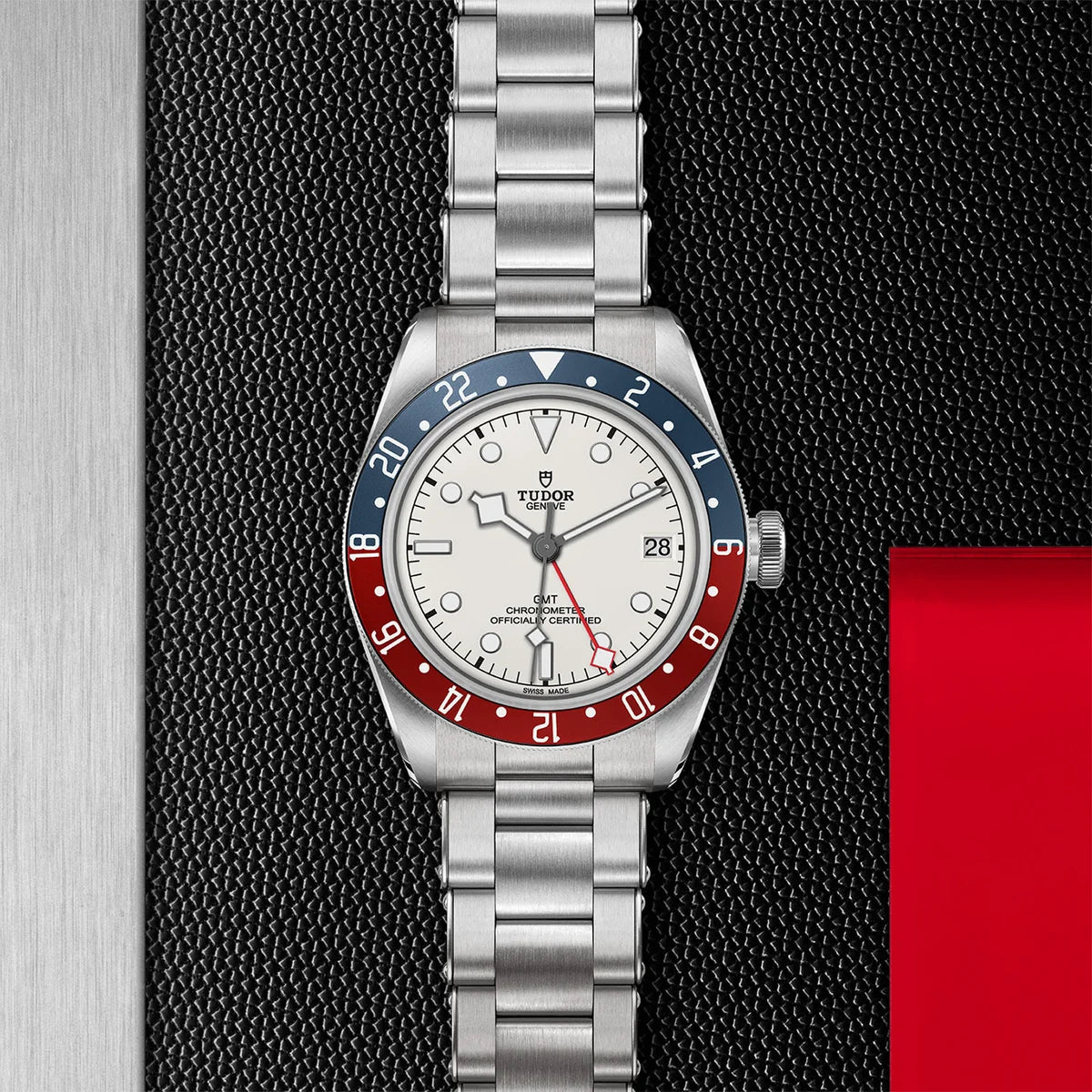 Black Bay GMT 41mm - White Dial on 3-Link Bracelet