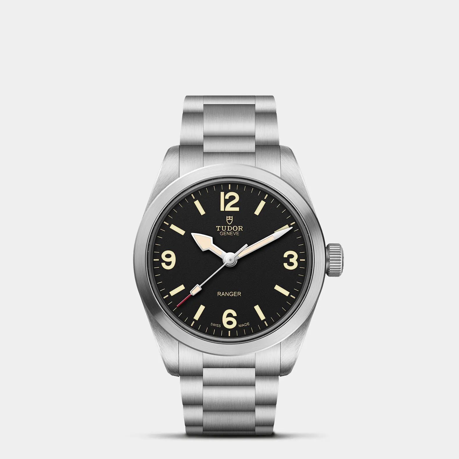 Ranger 36mm - Black Dial on 3-Link Bracelet