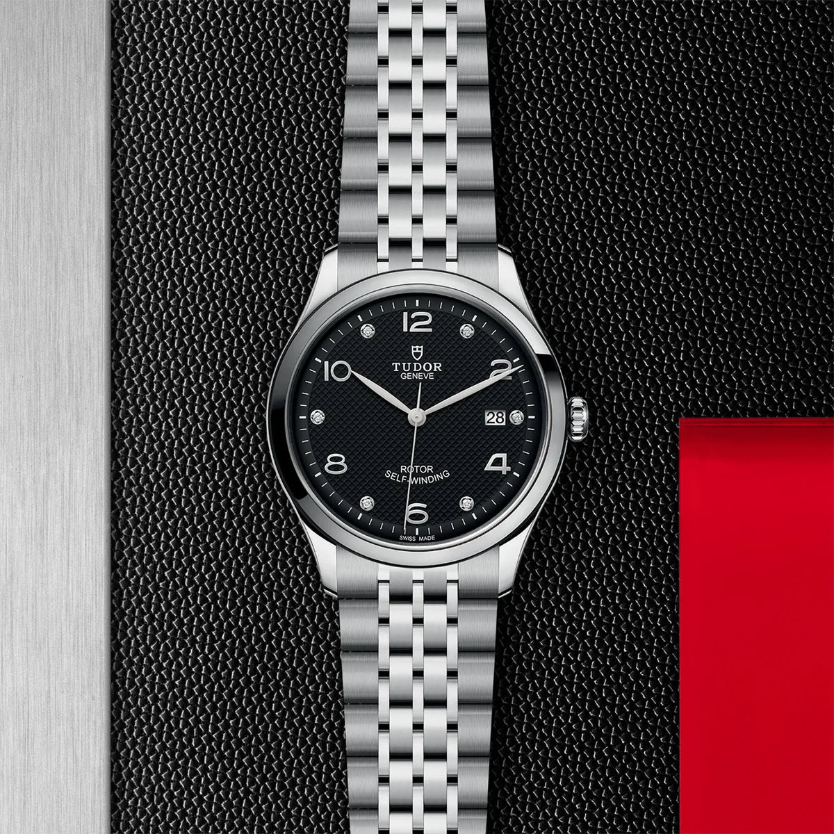 1926 39mm - Black Diamond Dial on Bracelet