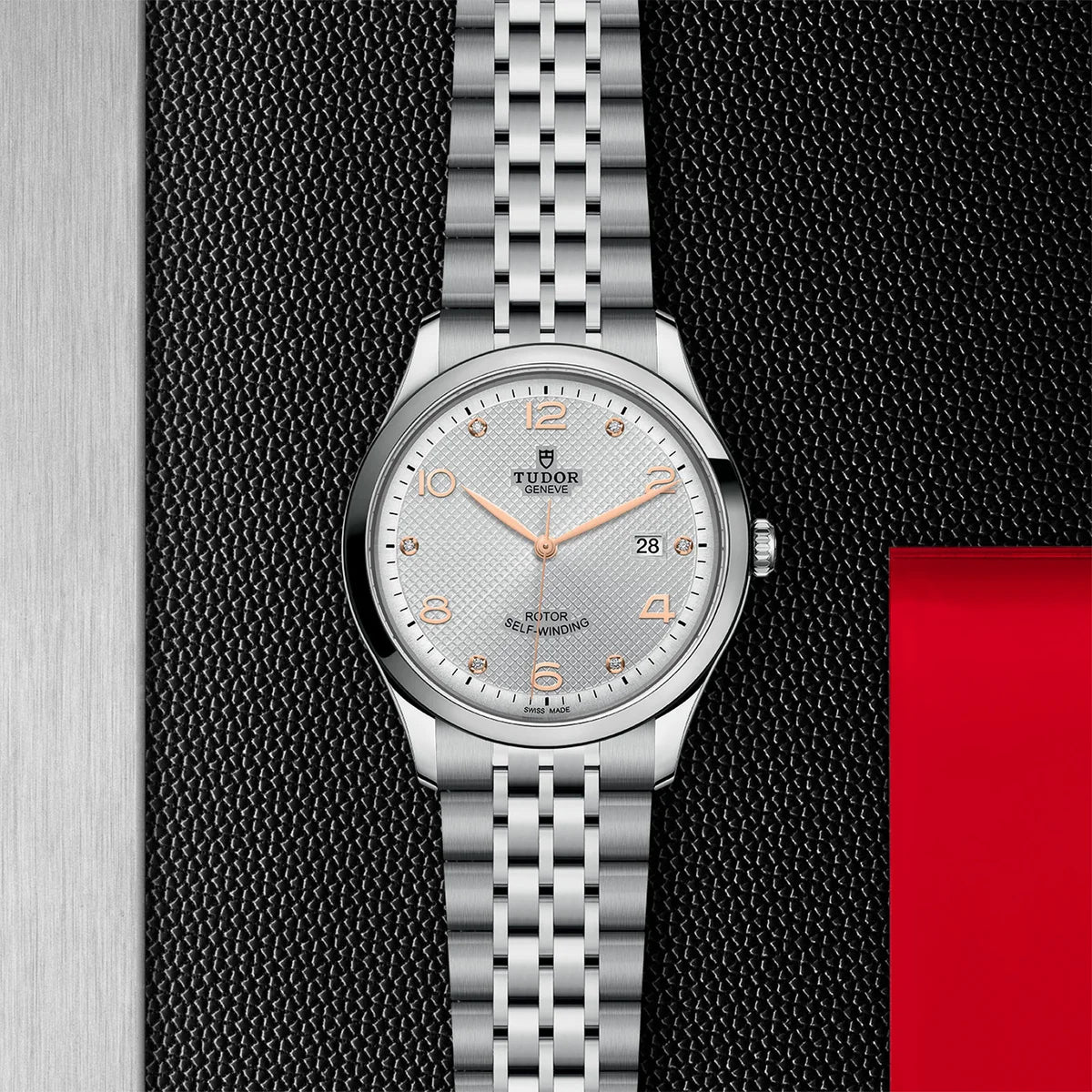 1926 41mm - Silver Diamond Dial on Bracelet