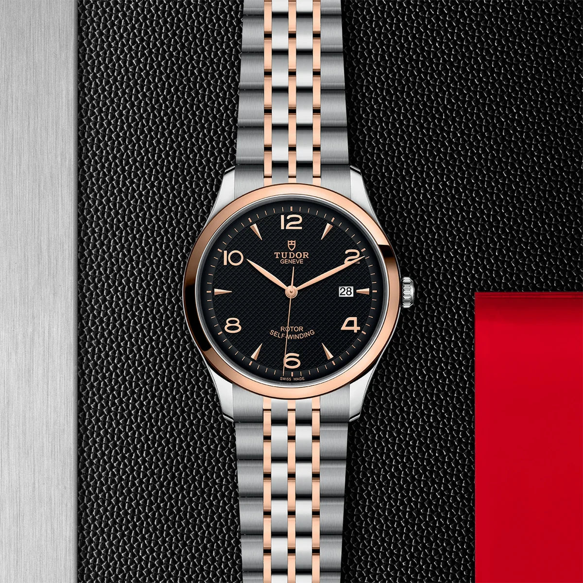 1926 Two-Tone 41mm - Black Dial on Bracelet