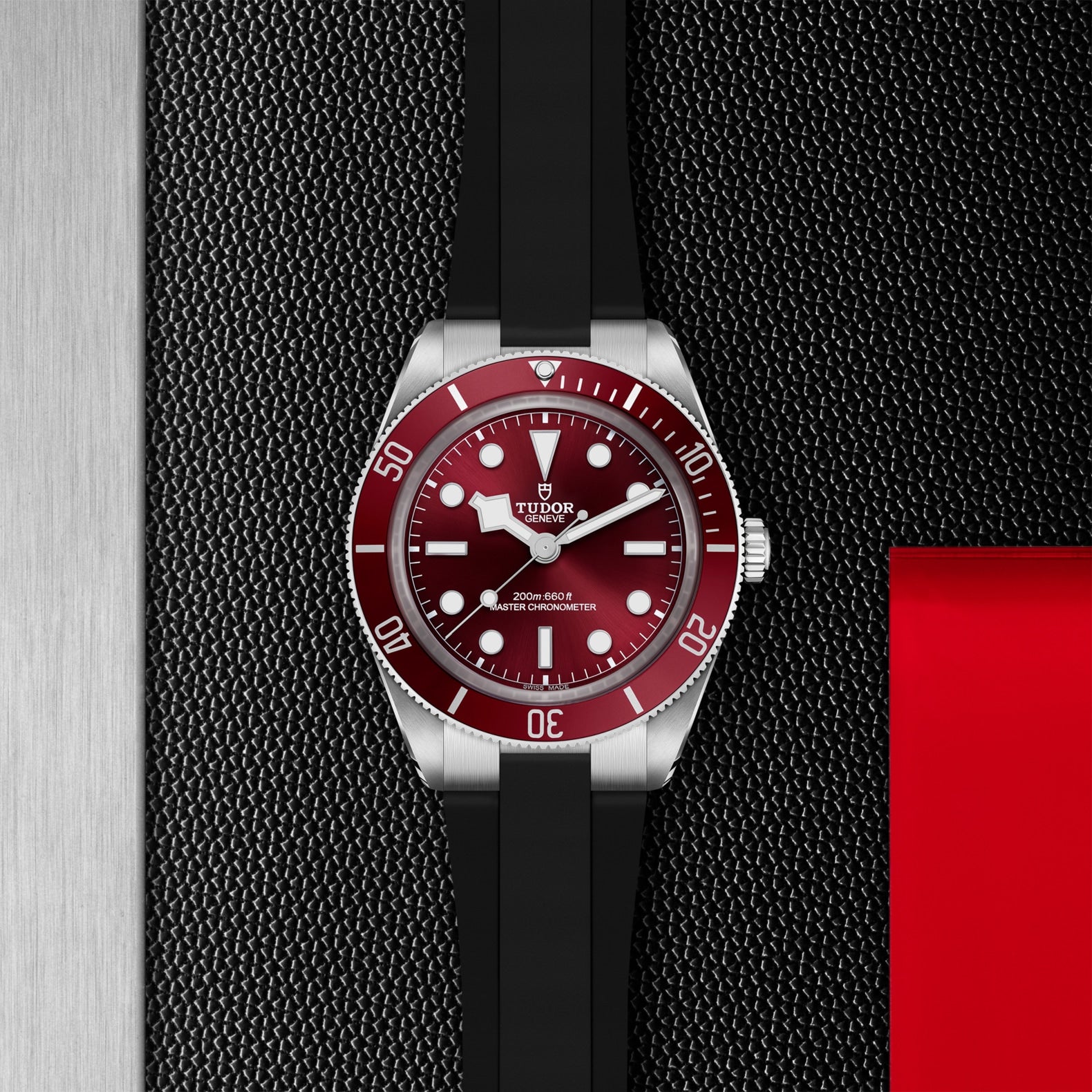 Black Bay 58 39mm - Burgundy Dial on Rubber Strap
