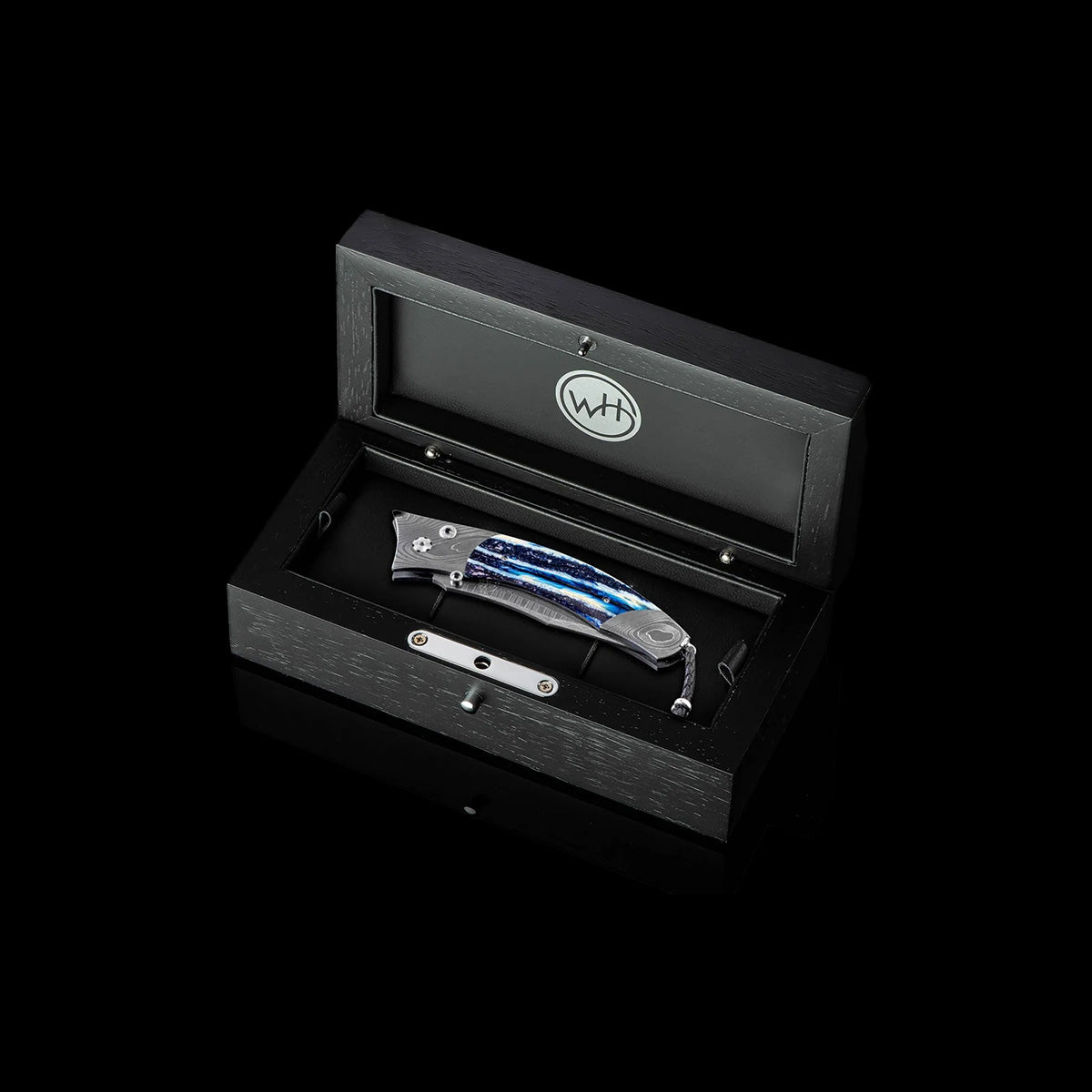 B21 Blue Wave Pocket Knife