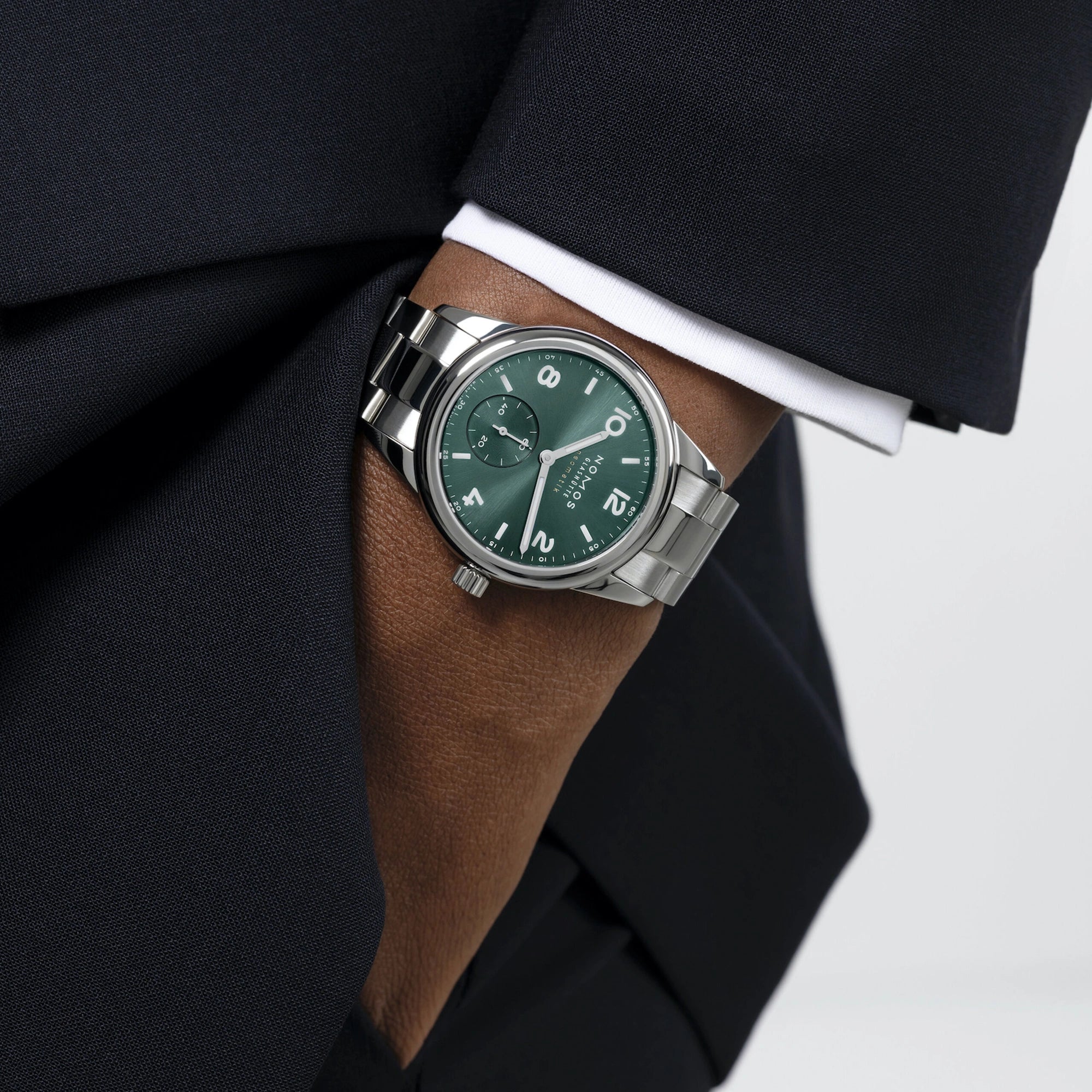 Club Sport Neomatik 37 mm - Petrol Green Dial on 3-Link Bracelet