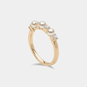 Pearl and Diamond Ring in 18K Yellow Gold