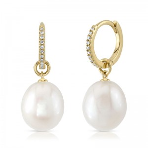 SC55023676 Jackie Collection 0.06CT Diamond & Cultured Pearl Earring