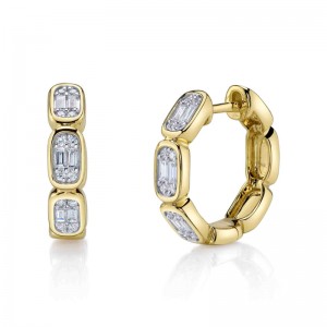 SC55027057RDD0.65 Aleera Collection Diamond Baguette Octagon Hoop Earrings In 14 Karat Yellow Gold