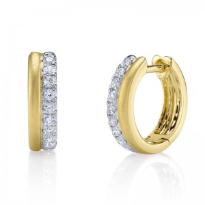 SC55027897RD Kate Collection Diamond Matte Huggie Earrings In 14 Karat Yellow Gold